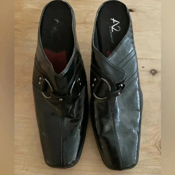 Aerosoles Size 9 M Alligator finish shoes  3” heel Comfy Minimalist Monochrome - Picture 4 of 8